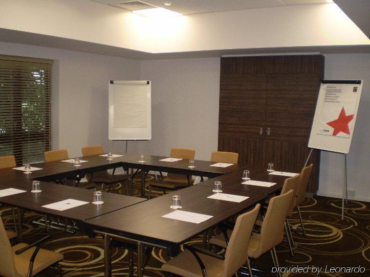 Holiday Inn Express Colchester, An Ihg Hotel Facilities photo