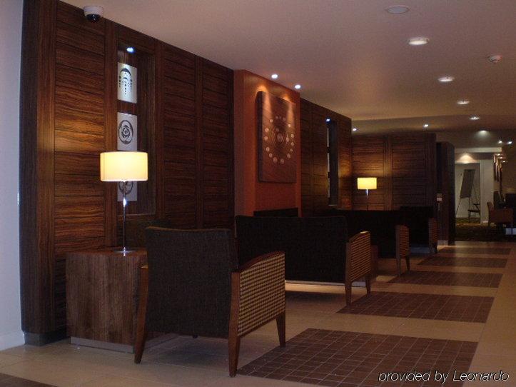 Holiday Inn Express Colchester, An Ihg Hotel Interior photo